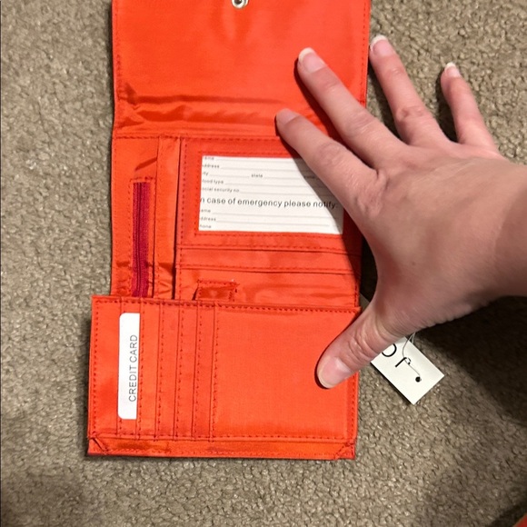 Red Women's Wallet - Picture 4 of 8